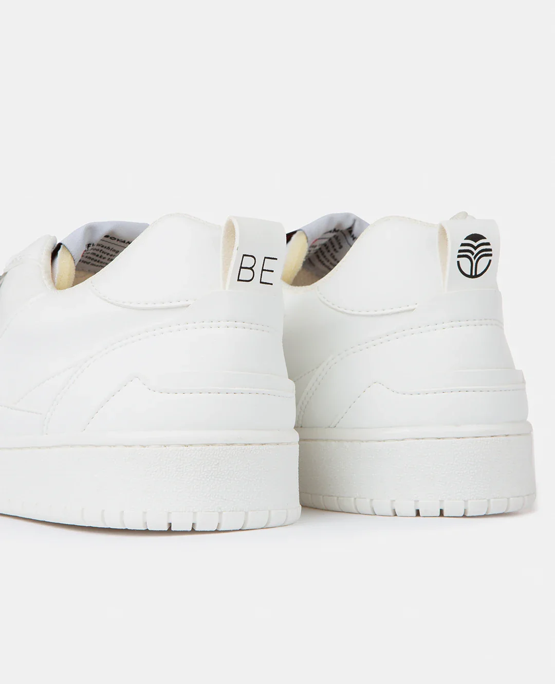 UX-68 White - Image 4